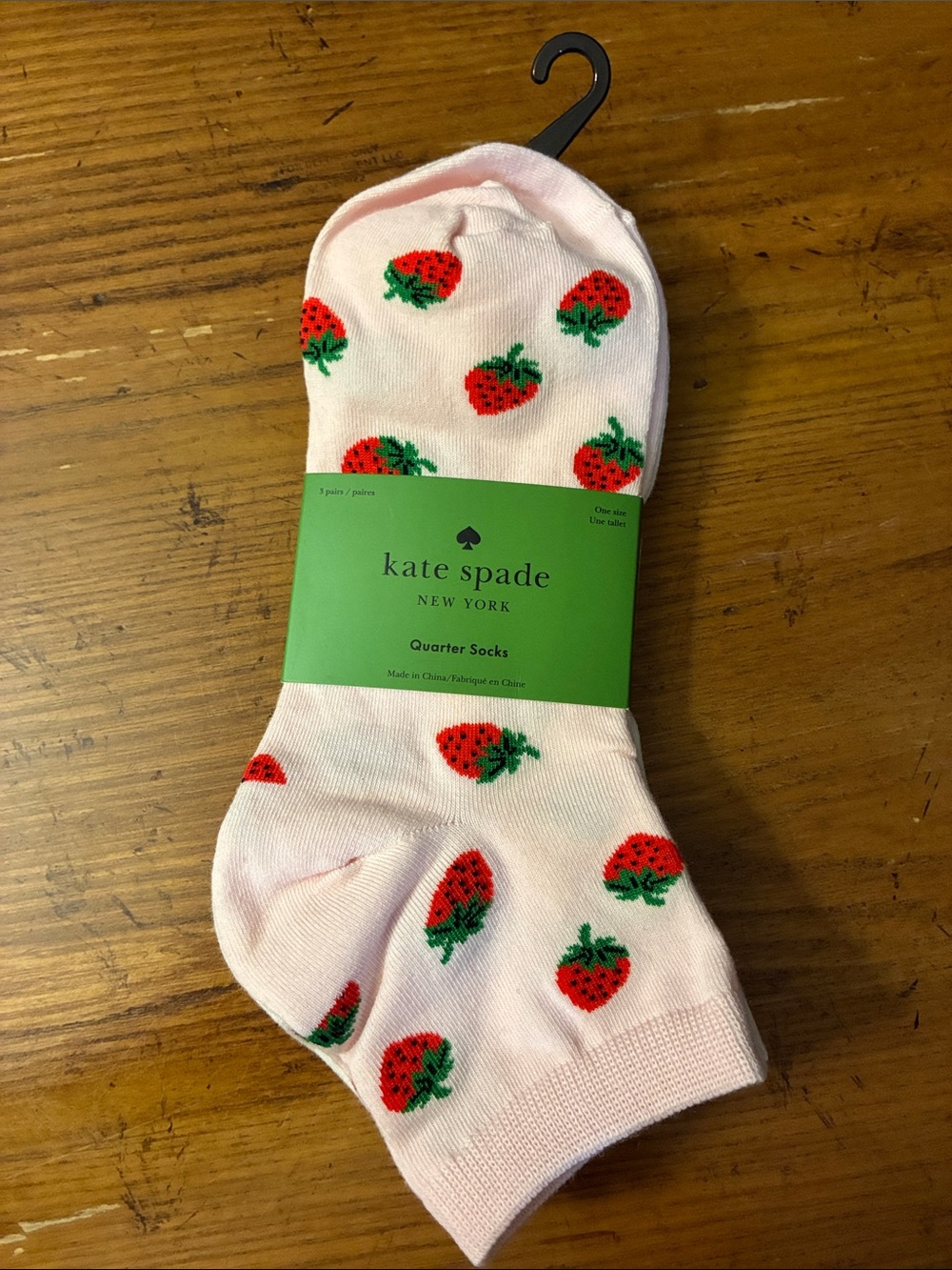 Kate Spade Ankle Socks with Black Heart Detail (3 pairs)
